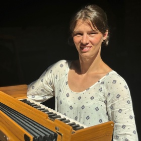 Harmonium & Mantra Beginner Workshop