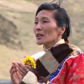 Mantra Chanting und Jewel Tibet Dance mit Dechen Shak Dagsay