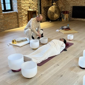 Kristallklangschalen – Sound Healing Workshop 01