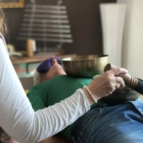 Tibetische Klangschalen – Einführung in Spiel & Anwendung