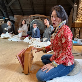 Mantra Chanting & Tibetische Meditation mit Dechen Shak Dagsay