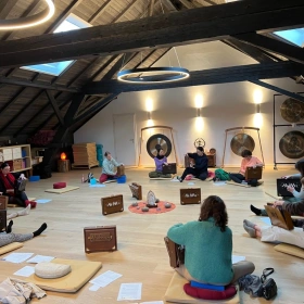 Magie der Shruti Box & Mantra, Kirtan und Obertöne