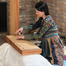 Heilklang erfahren – Einführungsworkshop für Monochord & Klangliege