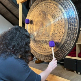 Gong (Reiber) Magie – Flumie Workshop | Fliessende Klänge bewusst gestalten