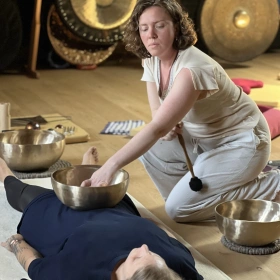 Sound Healing & Klangtherapie Ausbildung bei Raven-Spirit