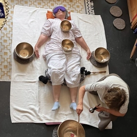 Sound Healing & Klangtherapie Ausbildung bei Raven-Spirit
