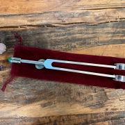 Stimmgabel | Tiefes OM gewichtet | made in Germany