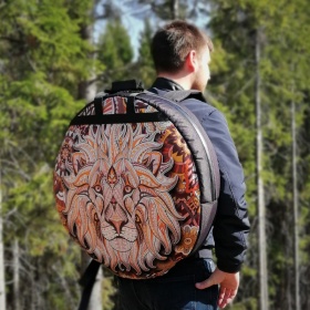 Rucksacktasche mit Löwendesign
