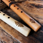 First Hawk Flöte in A-Moll | Pappel oder Spanische Zeder | 45 cm