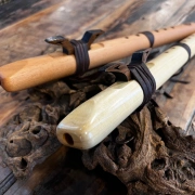 First Hawk Flöte in A-Moll | Pappel oder Spanische Zeder | 45 cm