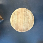 Hocker Lamok aus indischem Recyclingholz – handgefertigtes Unikat