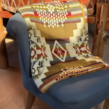 Alpaka Wolldecke | Sandstein | Handgefertigt in Ecuador