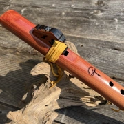 Condor Bassflöte in E-Moll von High Spirit | Aromatische Zeder |