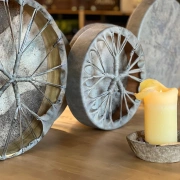 Trommelstock aus Serengeti Holz mit Buckelwal-Schnitzerei