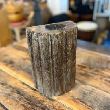 Rustikaler Kerzenständer aus halbe Holzsäule – Nachhaltig & Unikat