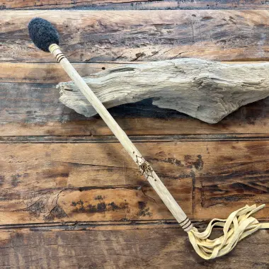 Holunderholz Trommelstock mit Filzklöppel