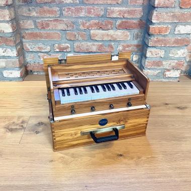 Harmonium | Bhava Mini Kirtan | Concert Teak Edition