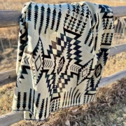 Alpaka Wolldecke | Forest | 2 Grössen