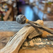 Trommelstock aus Eichenholz mit Filzklöppel