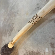 Trommelstock  Weide | mit ProSpecieRara Schafwolle