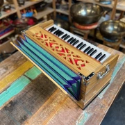 Harmonium | 3½ Oktaven | extra grosse Luftkammer | Teakholz | 432 Hz