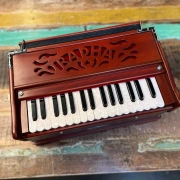 Radha Harmonium | 2¾ Oktaven | Zedernholz Edition | 440 Hz