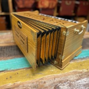 Radha OM Harmonium | 2.5 Oktaven | Teakholz | 440 & 432 Hz