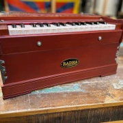 Radha Harmonium | 2¾ Oktaven | Zedernholz Edition | 440 Hz