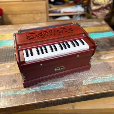 Radha Harmonium | 2¾ Oktaven | Zedernholz Edition | 440 Hz