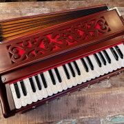 Harmonium Pro Qualität| 3½ Oktaven | Zedernholz |432 Hz