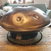 Handpan Noblet | D Kurd | 12 Klangfelder – lebendig & warm