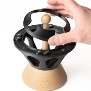Atlas – der Handpanständer | Sitz-und Stehversion mit verstellbaren Beinen