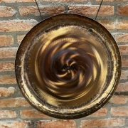 Wom VOX Gong | Handgefertigter Edelstahl-Gong | 40 cm