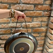 Wom VOX Gong | Handgefertigter Edelstahl-Gong | 40 cm