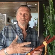 Die Sparrow Hawk Flöte in A-Moll | Spanische Zeder oder Walnuss | 48 cm