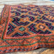 Shipibo Altar Tuch handbestickt | 33 x 33
