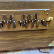 RADHA Shruti Box | Gross | Tonumfang C3–C4 wählbar in 440 Hz oder 432 Hz