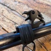 Gebetsflöte High Spirit in A-Moll | Raben Windblock | mit Türkisen | 48 cm