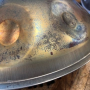 Handpan ShaktiPan | F#2 Nordlys | 15 Klangfelder – klar & schwebend