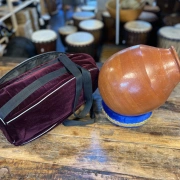 Ghatam in D# | Handgefertigte Tontopf Trommel – Die sprechende Erde