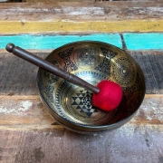 Klangschale mit Shri Yantra | ø 24 cm | Ton ~ A# / Bb | Sedna-Ton (121,51 Hz)