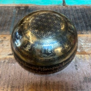 Klangschale mit Shri Yantra | ø 24.8 cm | Ton ~ C# | Merkur (ca. 139–141 Hz)