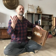 Teakholz Bass Shruti Box | Gross | 2. Oktaven Tonumfang C2–B3 in 440 Hz
