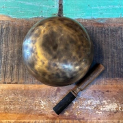 Tibetische Klangschale B/H 18 cm – Kronenchakra
