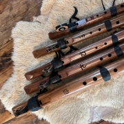 Chakra Flöten | Hohes C bis Bass C-Moll | Walnussholz | High Spirits