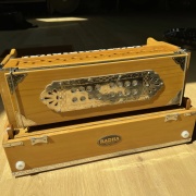 Radha Koffer Reise Harmonium mit 3.5 Oktaven