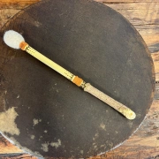 Schamanen-Trommelstock aus Holunderholz mit Filzklöppel