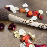 Trommelstock aus Holunderholz – Filzklöppel, 41 cm