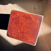 Cajon – Duo Vavona | ION Percussion | flammende Struktur