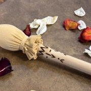 Trommel-Stock aus Holunder mit Lederklöppel & Lederfransen